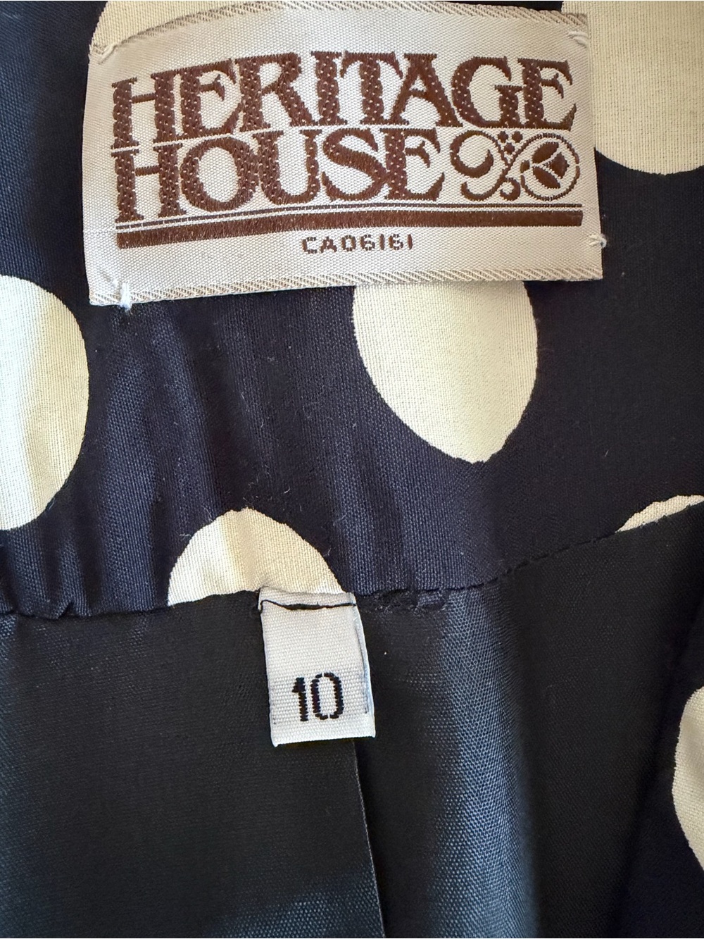 Vintage 80s Heritage House Polka Dot Skirt Suit Set Made in Canada Viscose 10/12 - Picture 2 of 4
